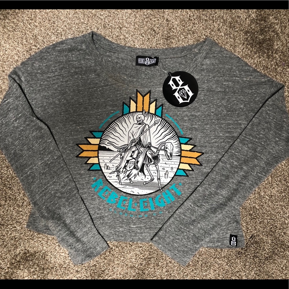 Rebel Eight crop top